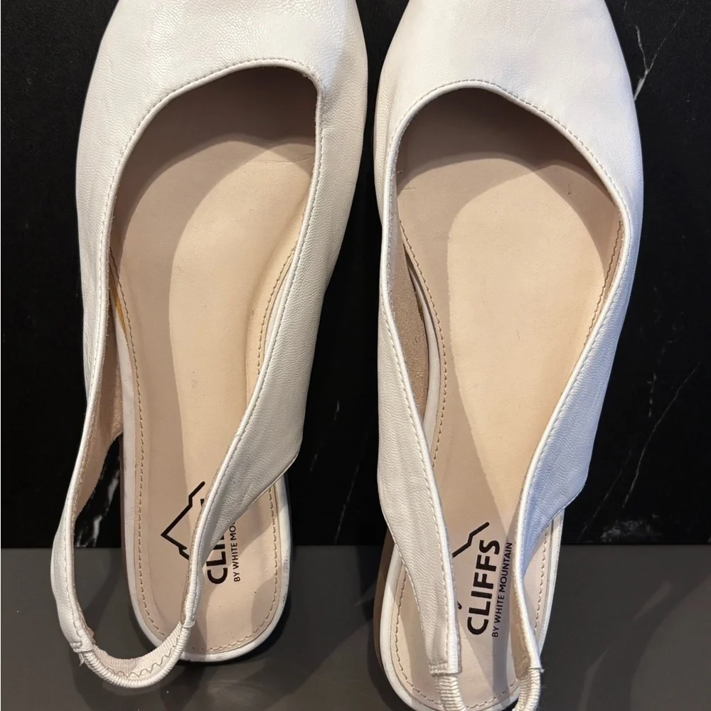 Cliffs by WHITE MOUNTAIN White Slingback Flats